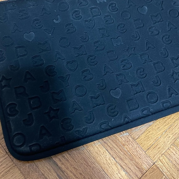 Marc by Marc Jacobs Laptop Case - Picture 3 of 3